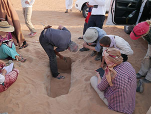 Otto_Sill_digs_interdune_trench